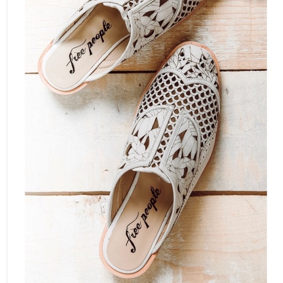 Free People Paramount mules in antique white NWT - Picture 3 of 8